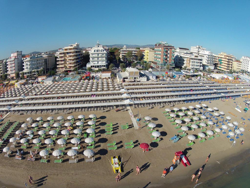 Roland Hotel 3*