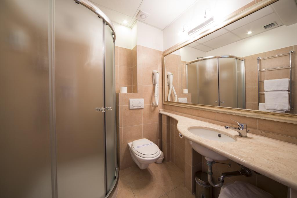 Hotel Alexander 3*