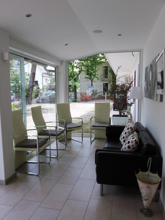 Hotel Pierre 3*