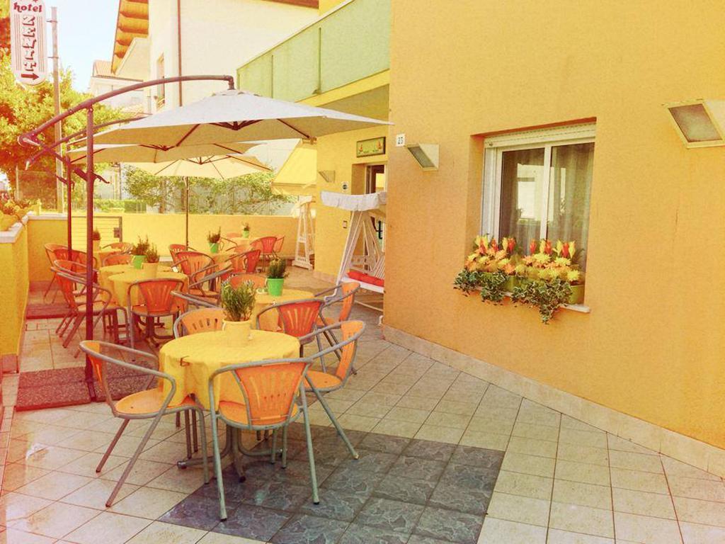 Zenit Hotel 2*