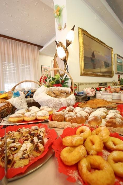 Hotel Santa Cecilia *