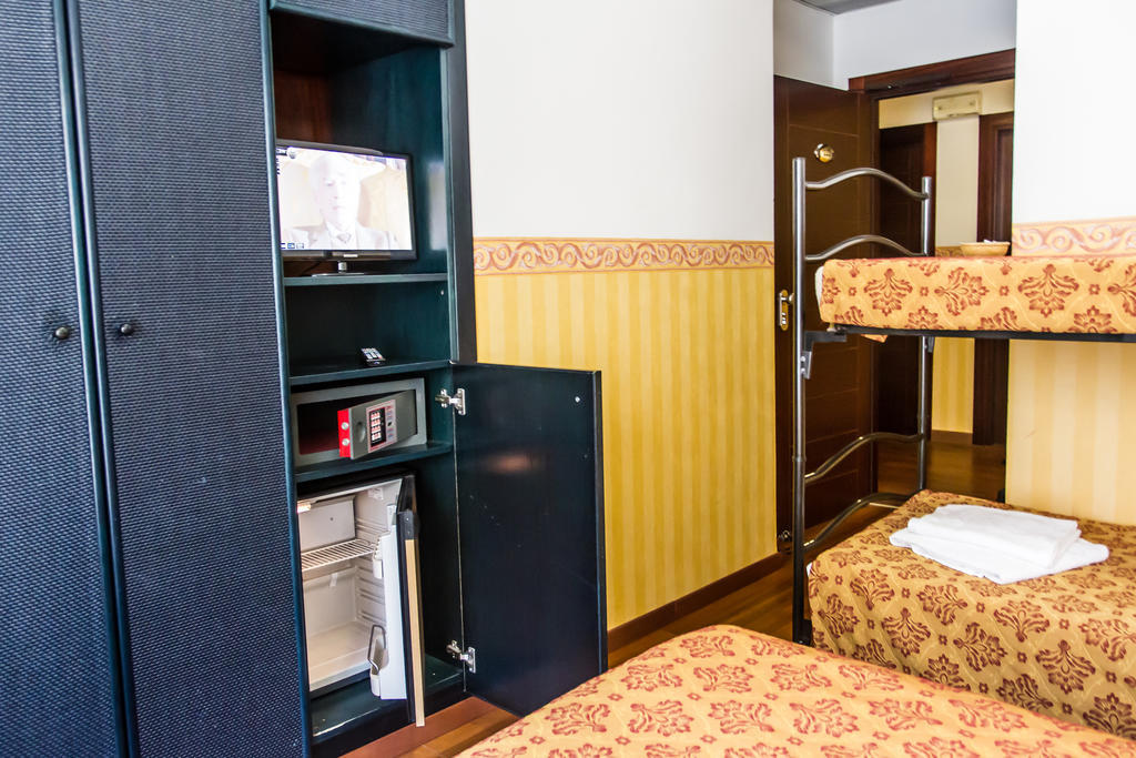 Hotel Consul - Family 3*