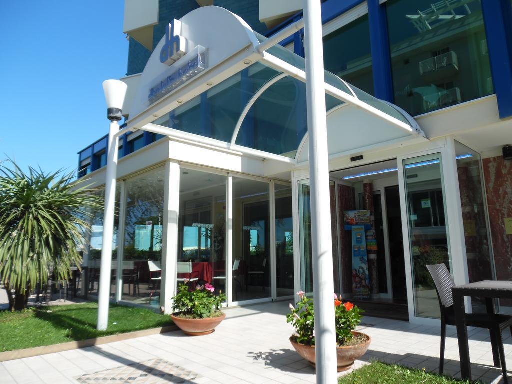 Hotel Daniel's Fronte Mare 3*