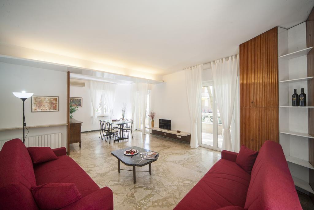 Hotel Colombo 2*