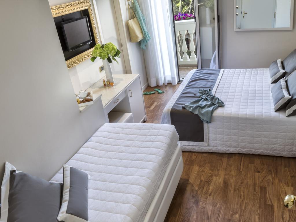 Hotel Novecento 3*