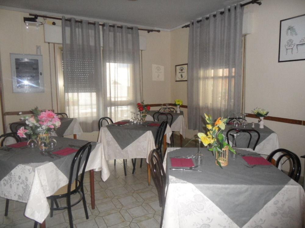 Hotel Estoril *