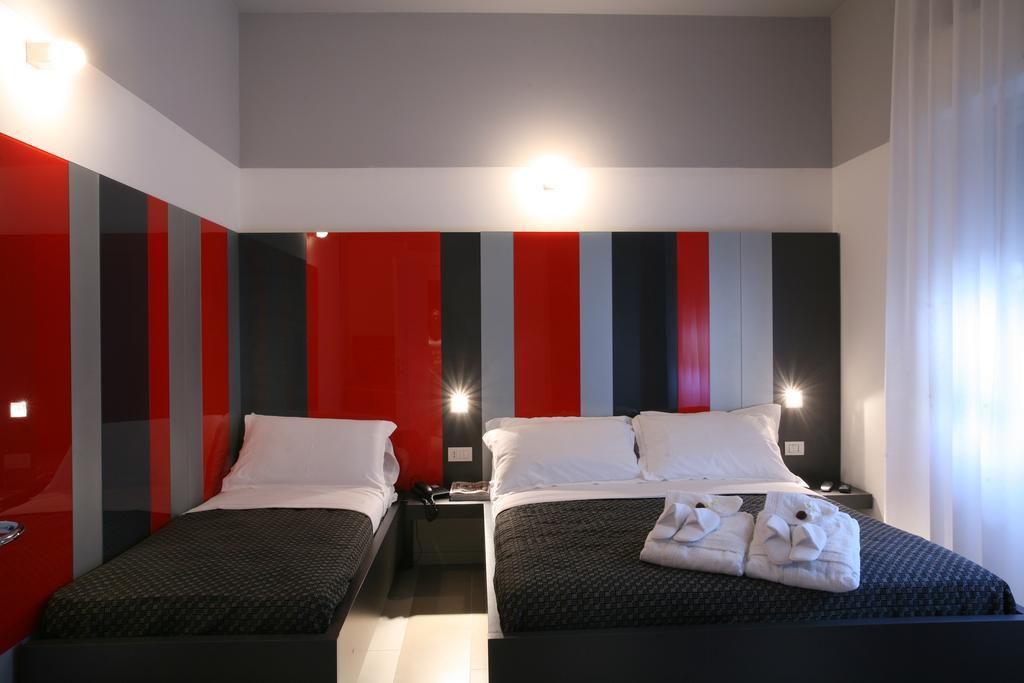 Altomare Aparthotel 3*