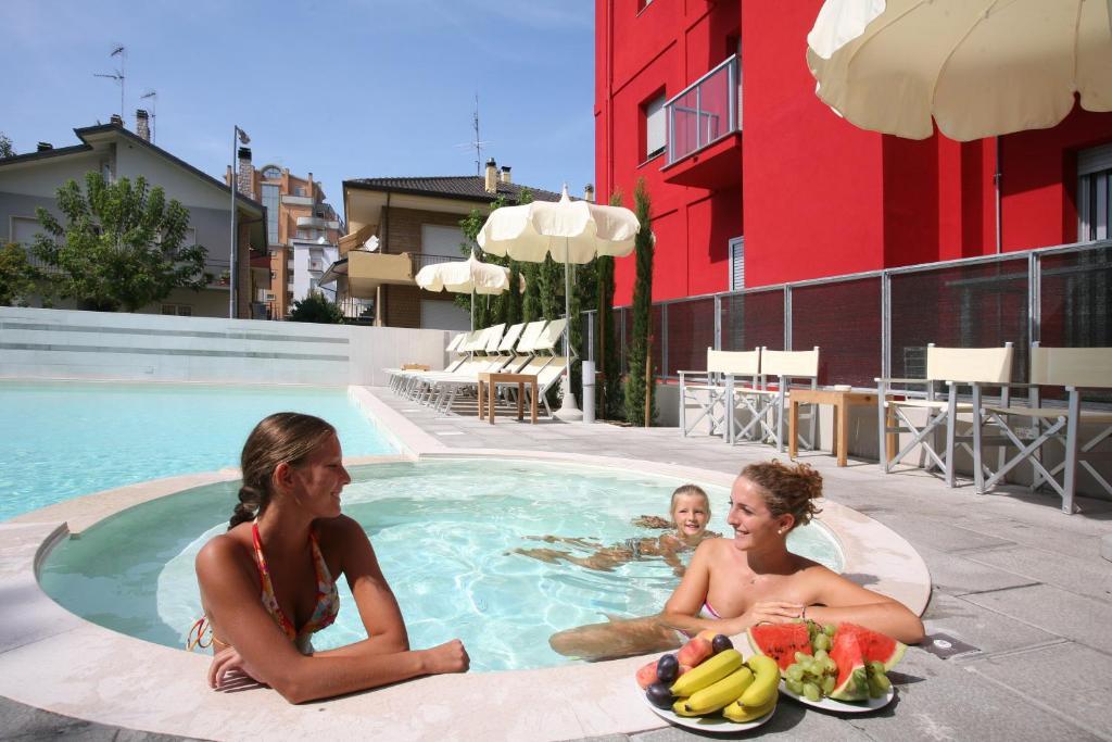 Aparthotel Altomare 3*