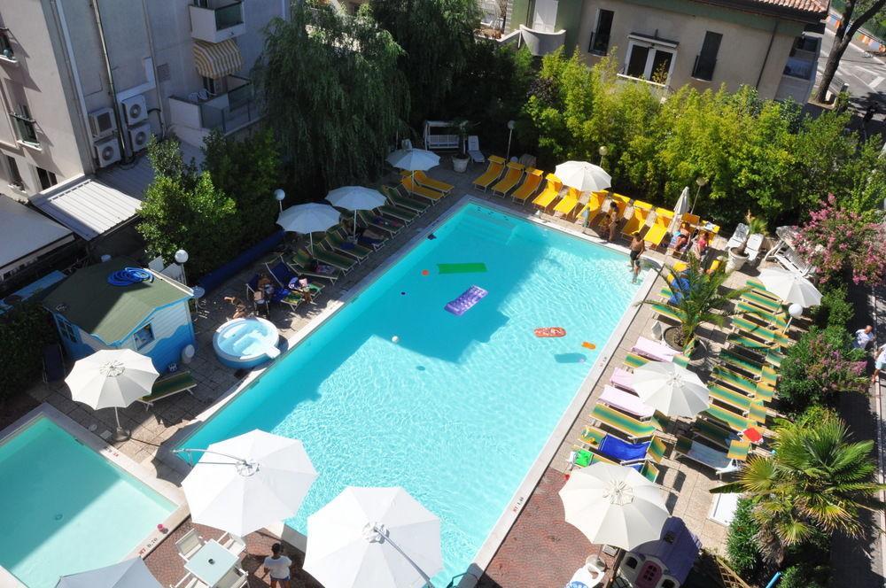 Tre Rose Hotel