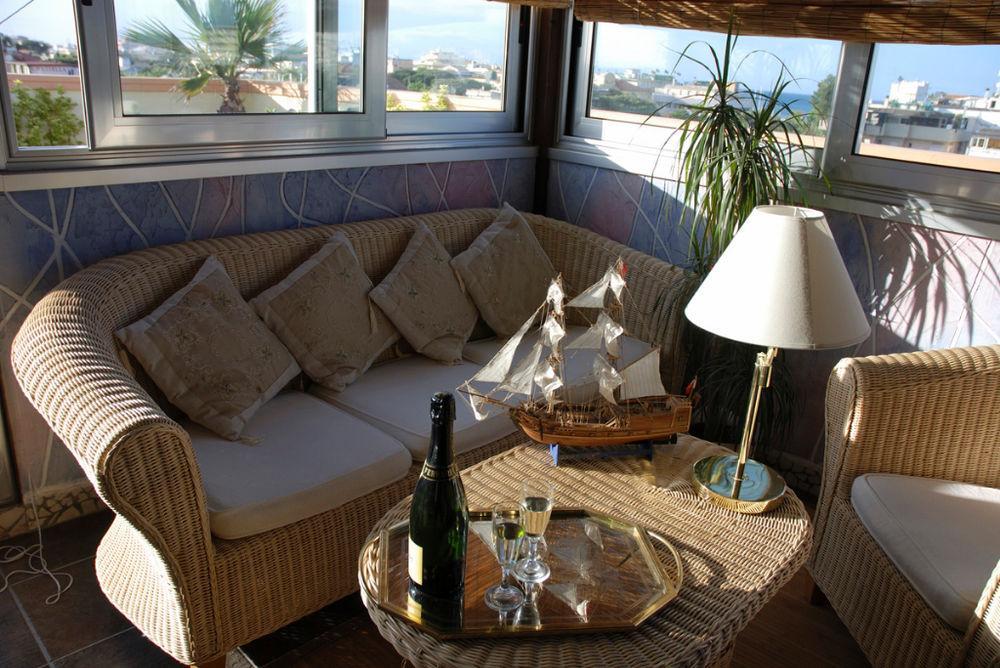 Veliero Aparthotel 4*