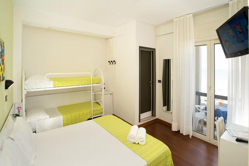 Adelphi 3* Riccione