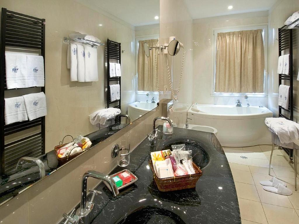 Sarti Hotel 4*