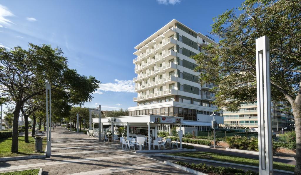 Abner's Hotel 4*