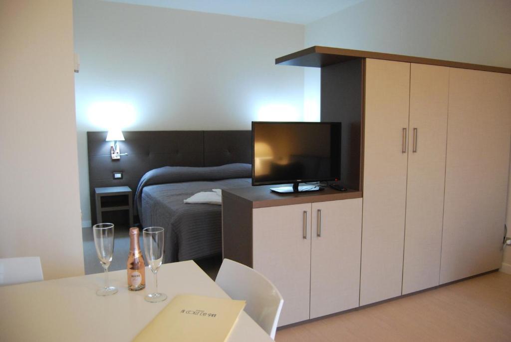 Residenze Al Colle Dei Pini Aparthotel Riccione
