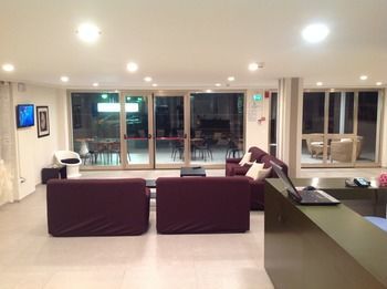 Carmen Hotel