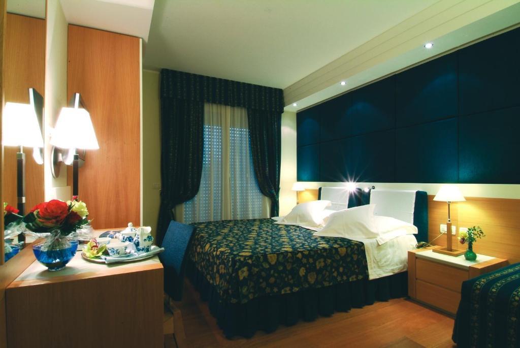 England Aparthotel