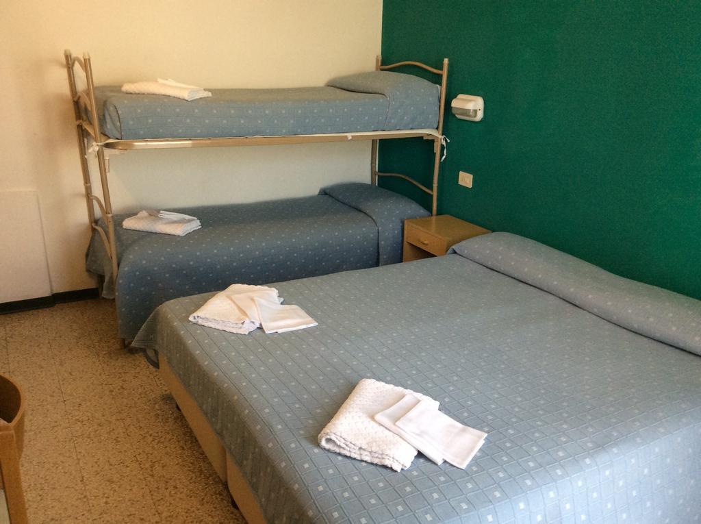 Pupa Hotel 2*