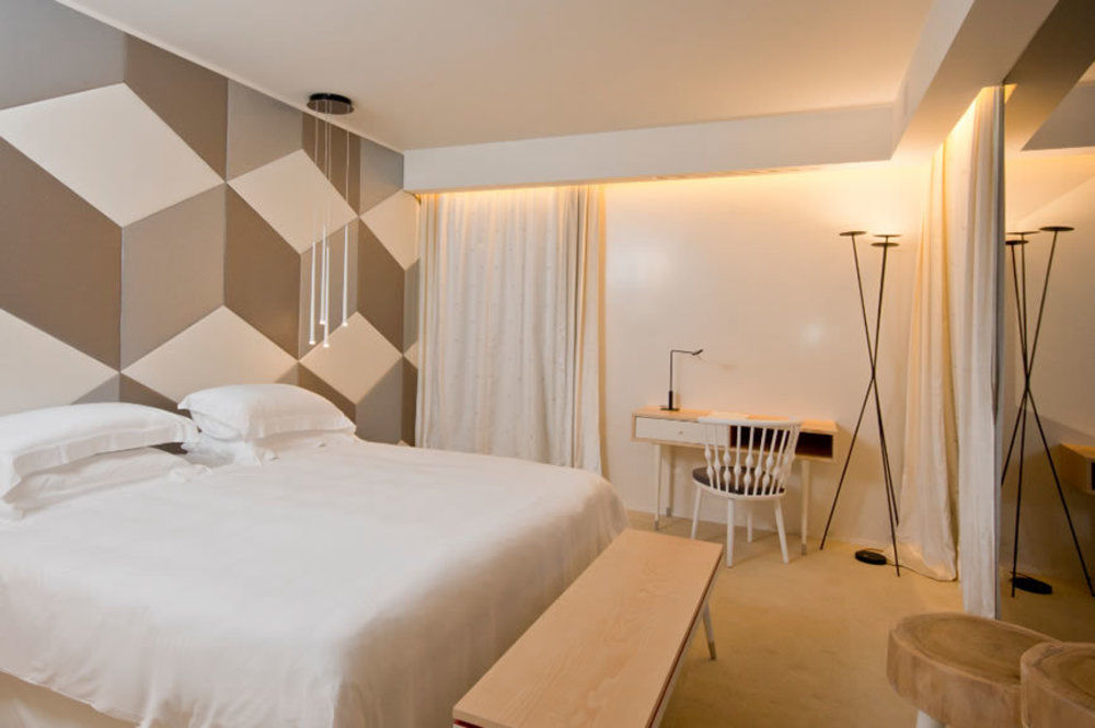 L'h Hotel 4*