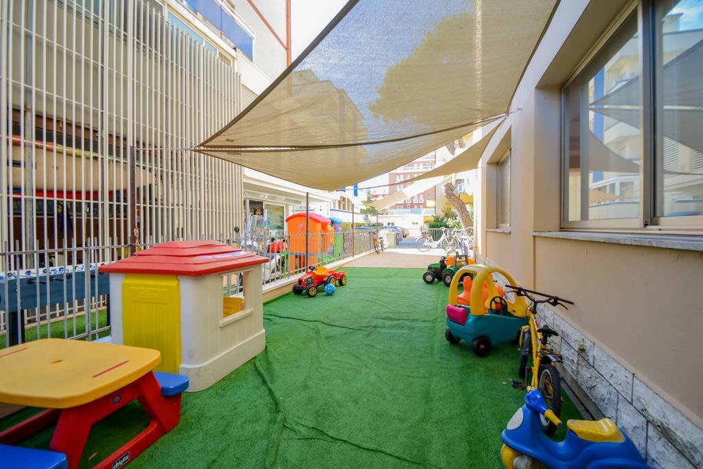 Mirabella Hotel 2*