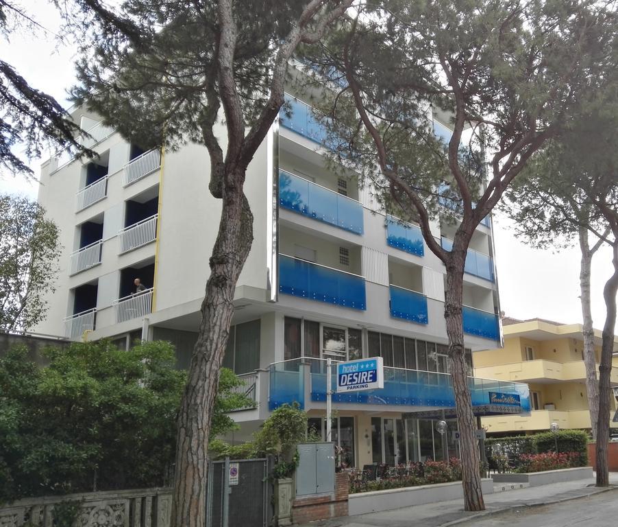 Hotel Desire'