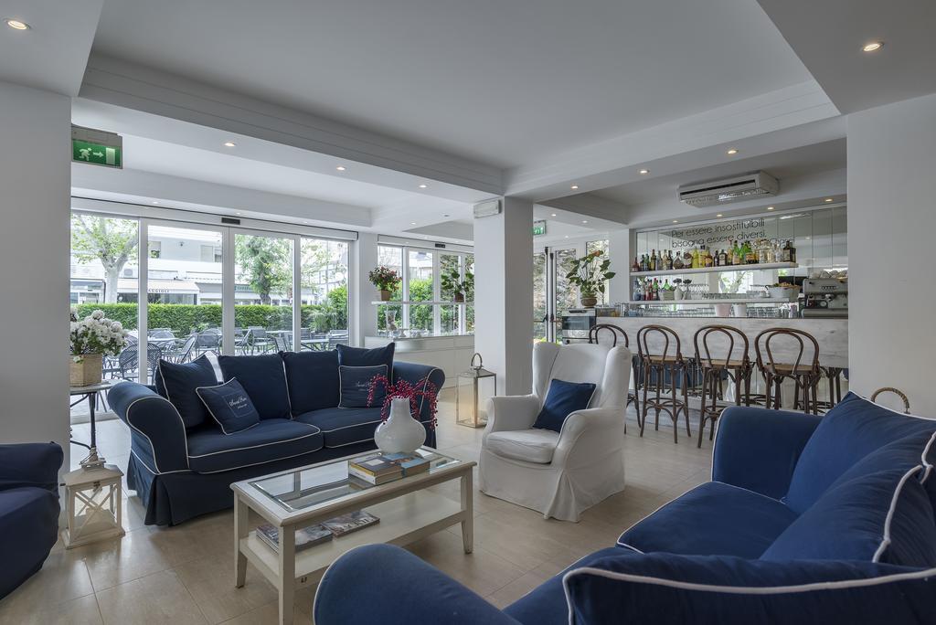 Hotel Corona 3* Riccione