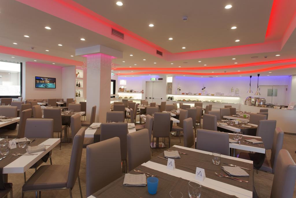 Ambassador Hotel Riccione