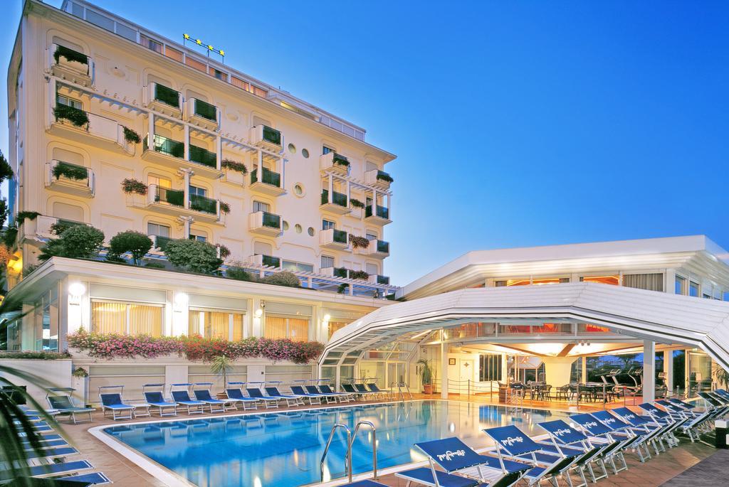 Atlantic & Hotel Riccione