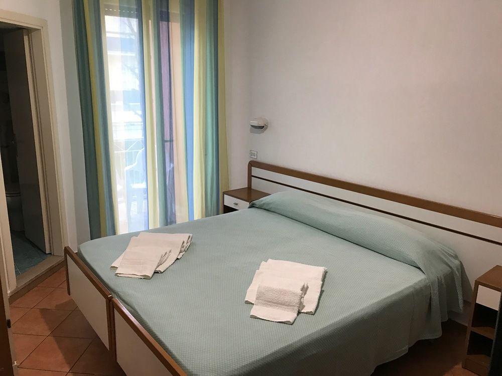 Cimarosa - Famiglie E Coppie Hotel Riccione