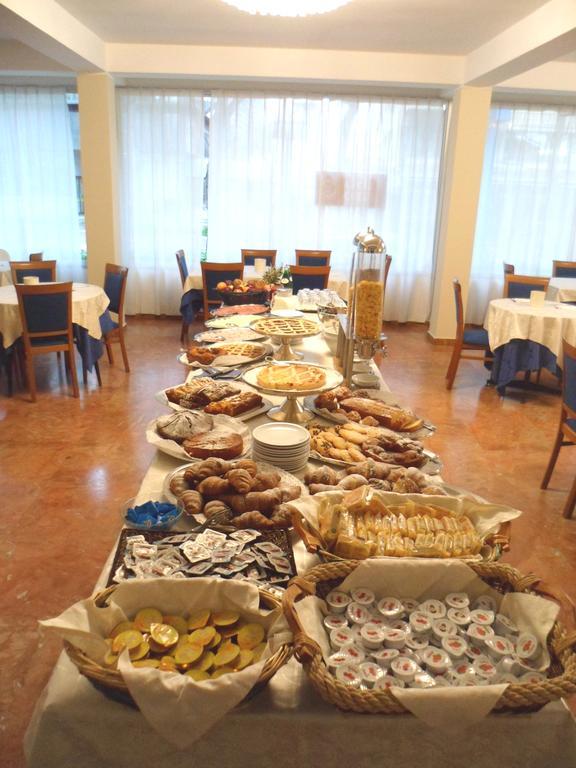 Zanarini Hotel 3*