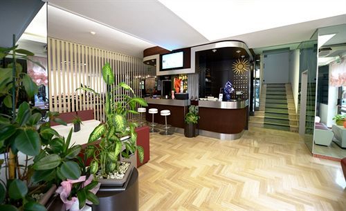 Trocadero Hotel