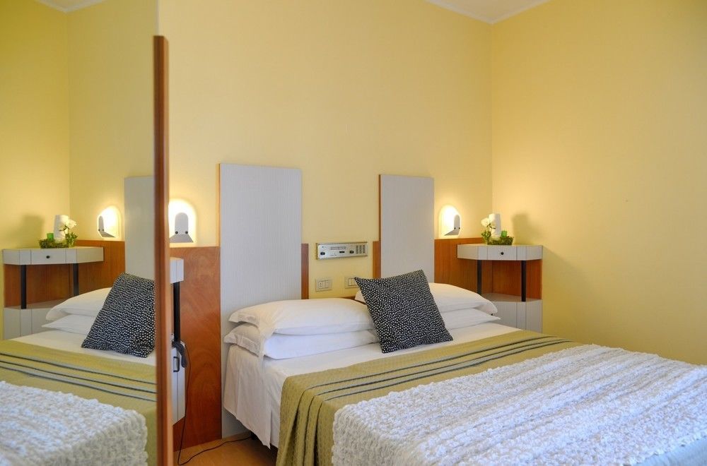 Bel Air Hotel 3*