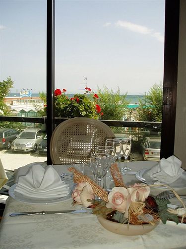 Admiral Hotel 3*