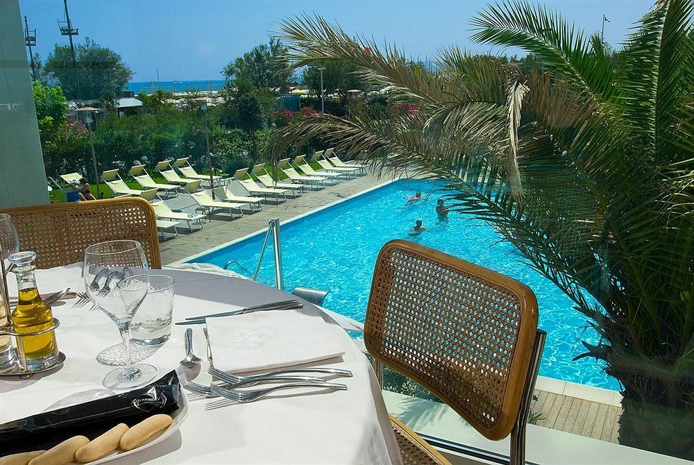 Hotel Sarti 4*