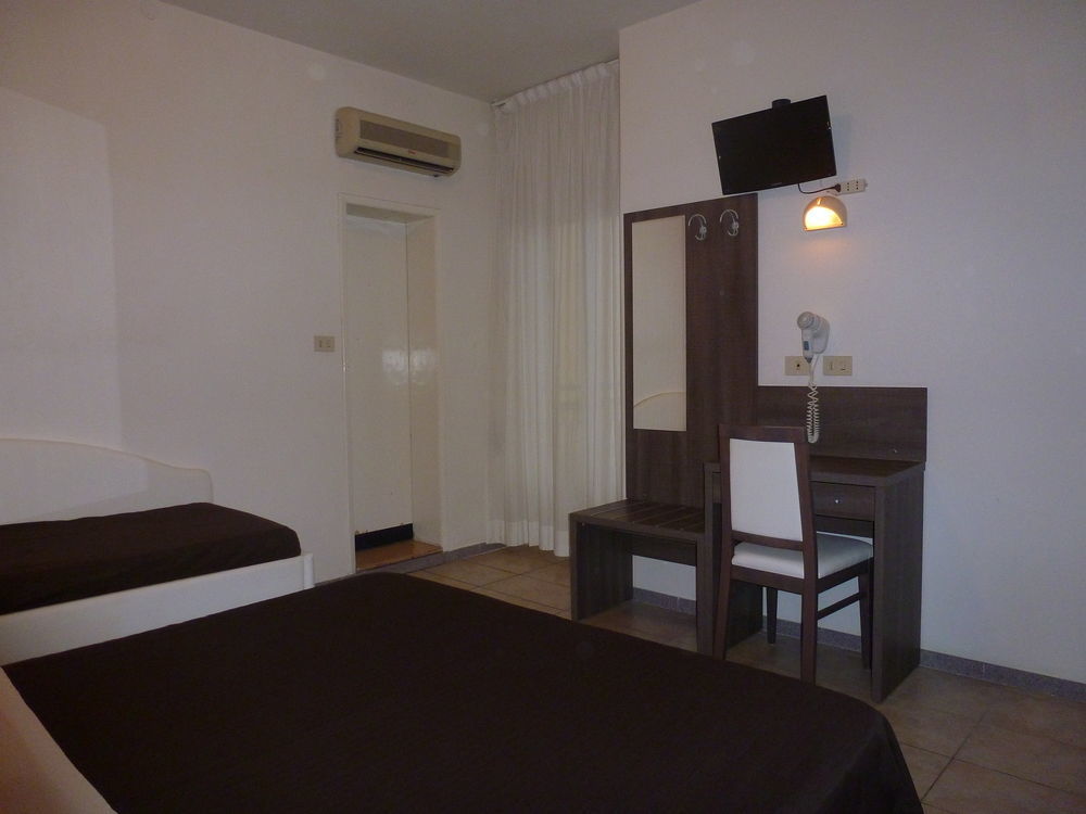 Hotel Edelweiss 3*