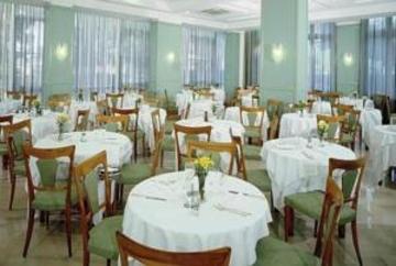 Vienna Touring Hotel 4*