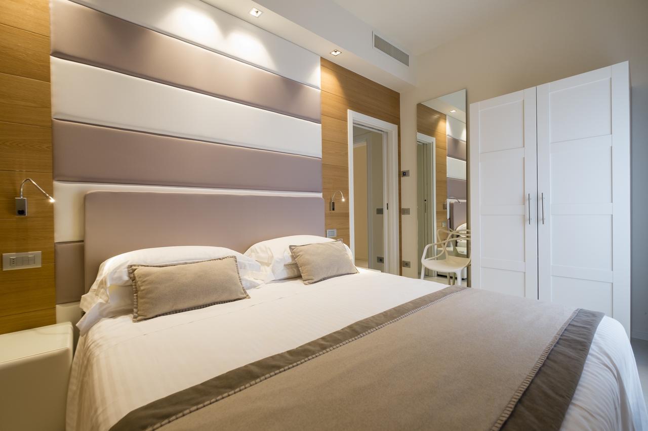 Metropol Ceccarini Aparthotel 4*