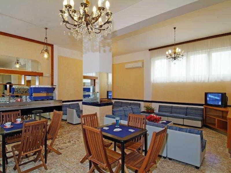 Hotel Hotel Corona 3*