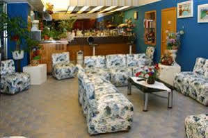 Nives Hotel 2*