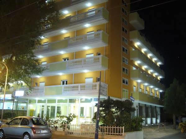 Linda - Family - Nuova Costruzione Antisismica Riccione
