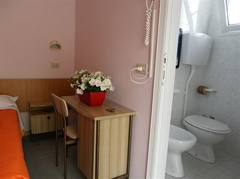 Lh Hotel 4*