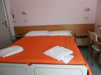 Lh Hotel 4*