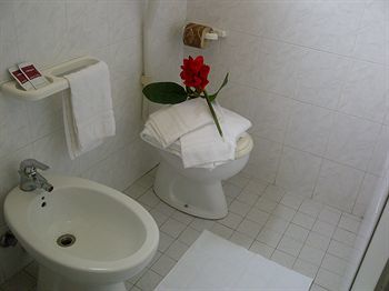 Hotel Lh 4*
