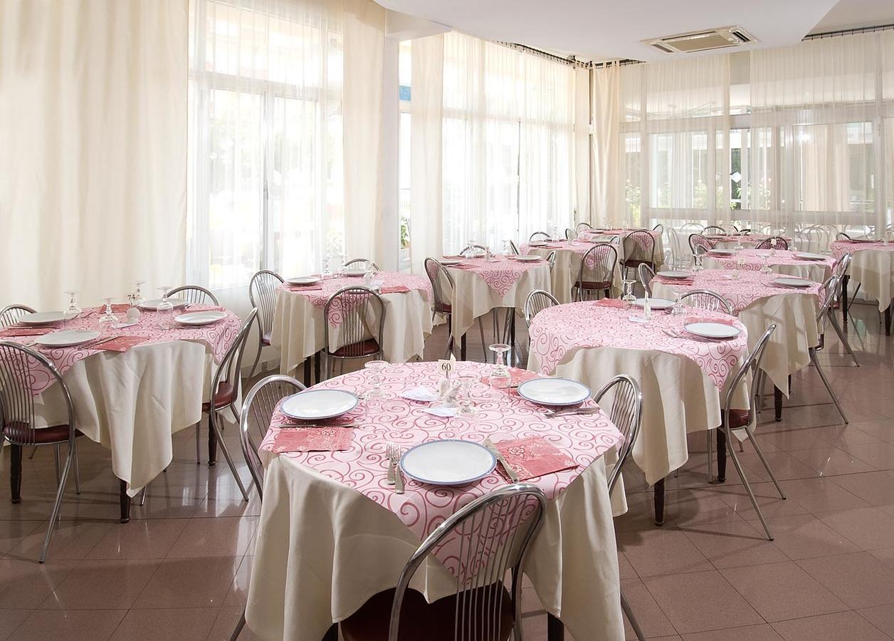Venus Hotel 3*