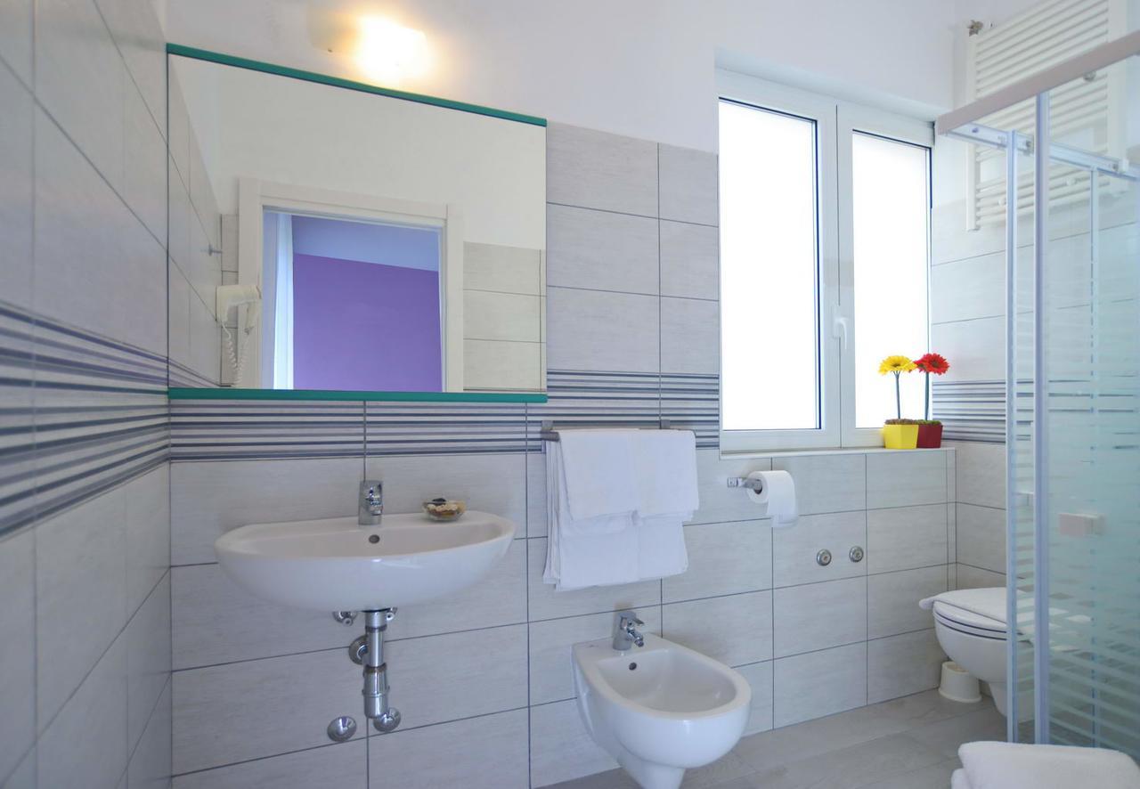 Iride Suite, Breakfast&brunch - Ideale Per Famiglie E Coppie Hotel Riccione