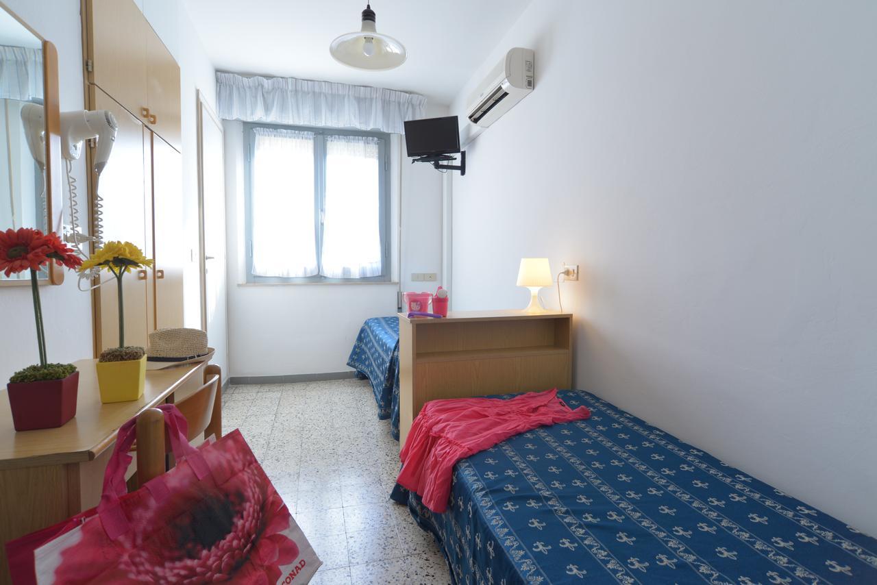 Iride Suite, Breakfast&brunch - Ideale Per Famiglie E Coppie 2*