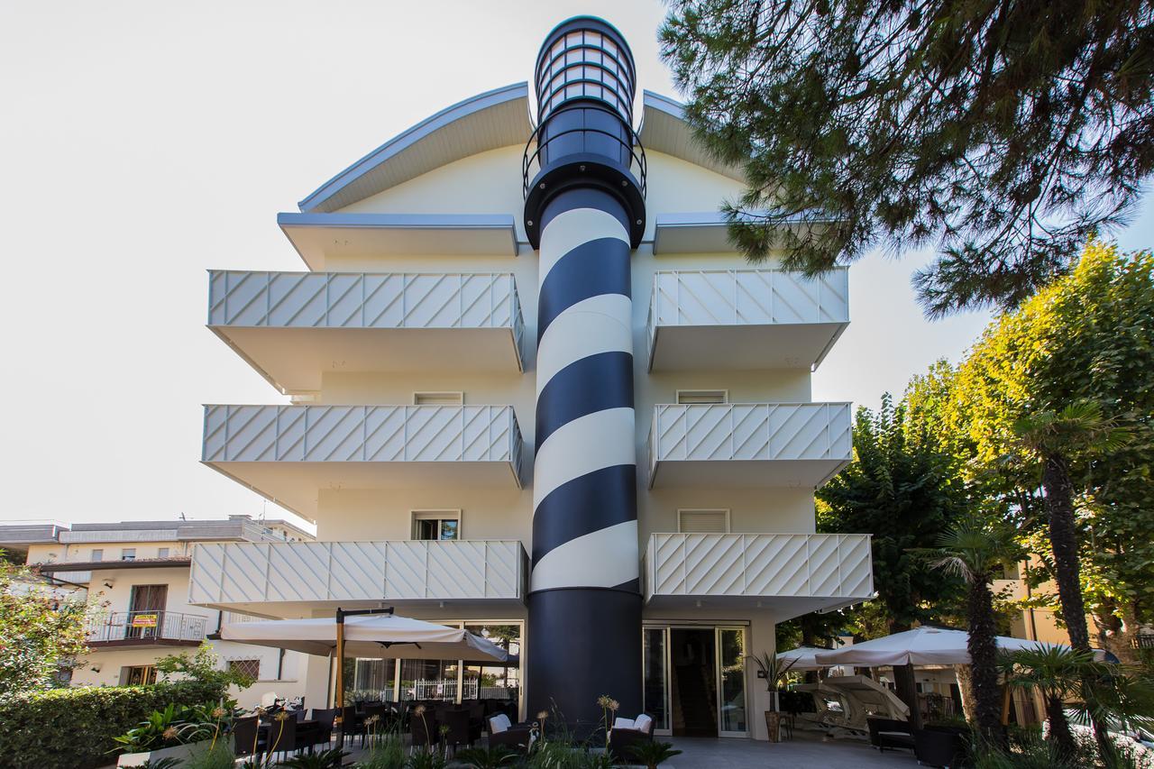 Nautilus Hotel