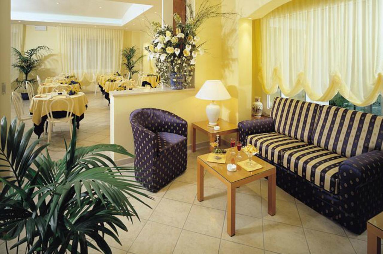 Cannes - In Pieno Centro 3*