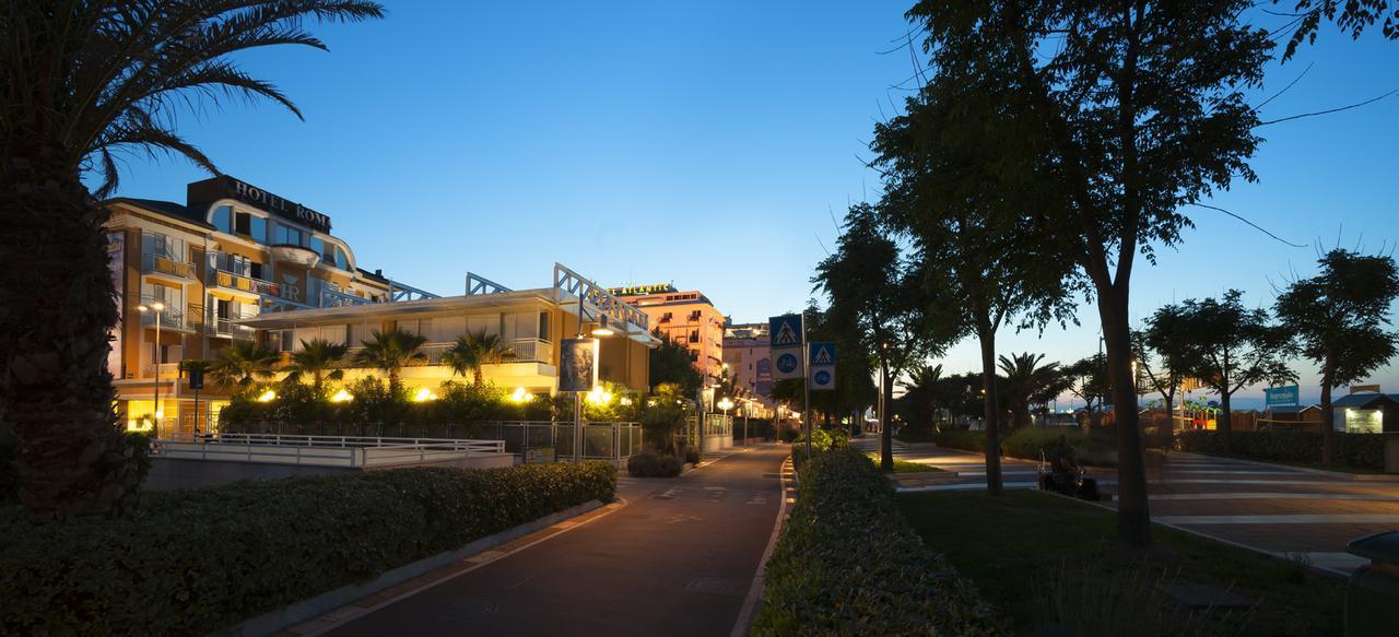 Roma 4*