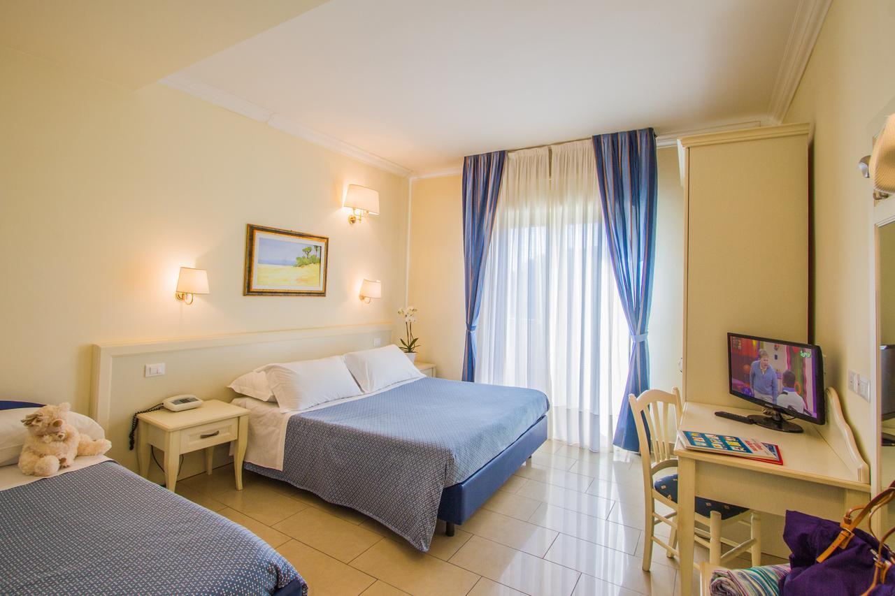 Nelson Hotel 3*