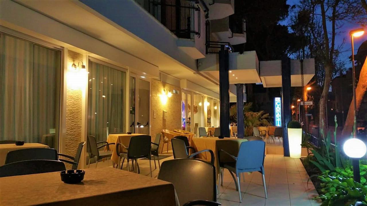 Canasta Riccione